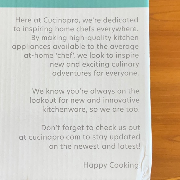 CucinaPro Non-Stick Pizzelle Baker - Picture 2 of 10